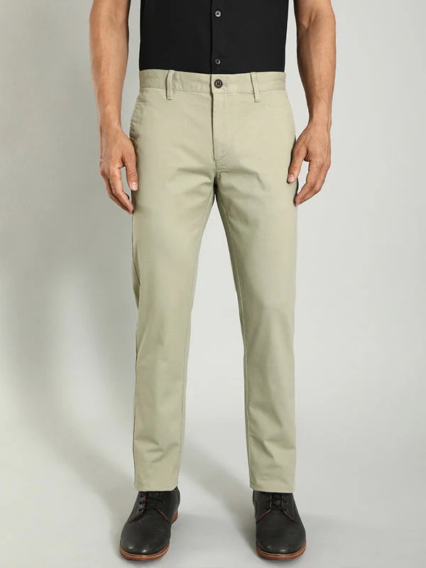 Indian Terrain Men's Slim Fit Solid Green Trousers